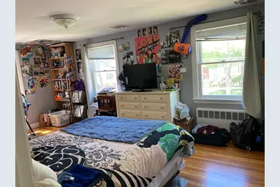71 Fessenden St, Newton, MA 02460 - Photo 8
