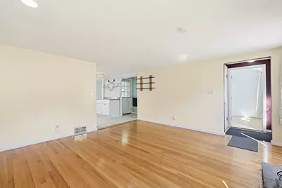 118 Spruce Road, Norwood, MA 02062 - Photo 4