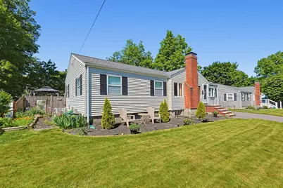 118 Spruce Road, Norwood, MA 02062 - Photo 2