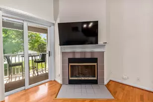 41 Bradford Commons Ln, Braintree, MA 02184 - Photo 8