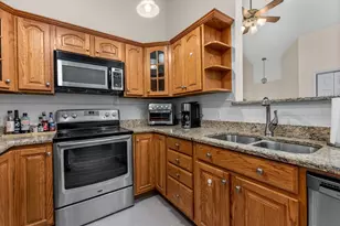 41 Bradford Commons Ln, Braintree, MA 02184 - Photo 14