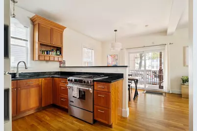 52 Plymouth St #1, Cambridge, MA 02141 - Photo 2