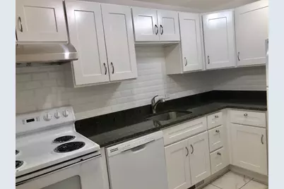 9 Elm St #3, Acton, MA 01720 - Photo 4