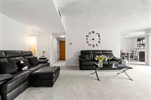 1100 Salem, Lynnfield, MA 01940 - Photo 10