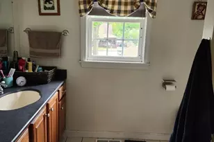 33 Guerin St, Chicopee, MA 01020 - Photo 20