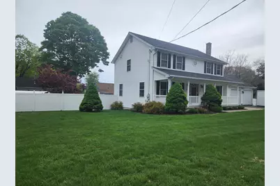 33 Guerin St, Chicopee, MA 01020 - Photo 2