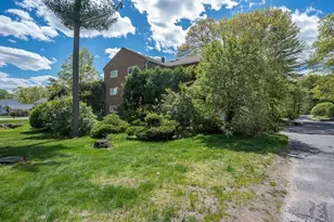 2 Loyalist Dr, Uxbridge, MA 01569 - Photo 28