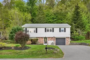 88 Whitehall Rd, Amesbury, MA 01913 - Photo 2