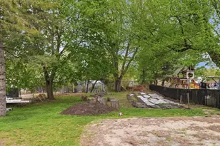 85 Purchase St, Milford, MA 01757 - Photo 36