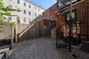 209 Green St, Cambridge, MA 02139 - Photo 12