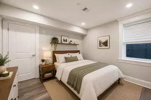 209 Green St, Cambridge, MA 02139 - Photo 16