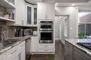 209 Green St, Cambridge, MA 02139 - Photo 4