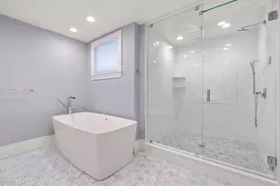 377 W First St, Boston, MA 02127 - Photo 12