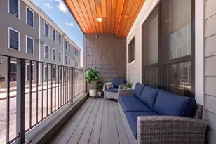 377 W First St, Boston, MA 02127 - Photo 18