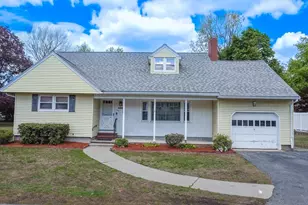 25 Windward Rd, Lowell, MA 01852 - Photo 2