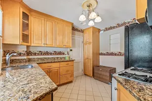 31-33 Cleveland St, Boston, MA 02136 - Photo 26