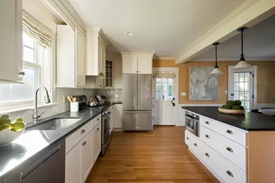 46 Randlett Park, Newton, MA 02465 - Photo 6