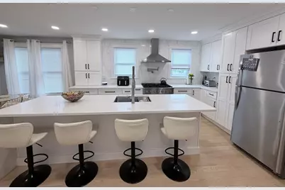 70 Upsala St, Worcester, MA 01610 - Photo 8