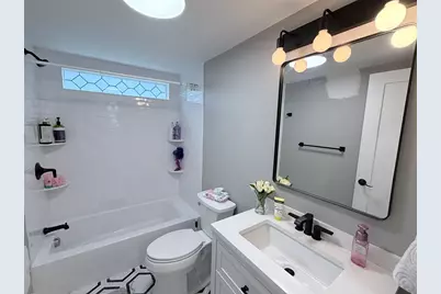 70 Upsala St, Worcester, MA 01610 - Photo 14