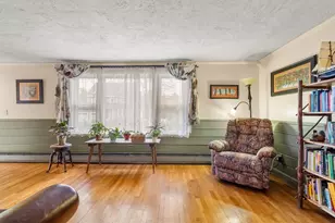 102 Park St, Hudson, MA 01749 - Photo 4