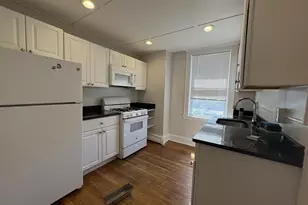 15 Hancock, Everett, MA 02149 - Photo 2