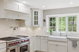 46 Hayden Ln, Bedford, MA 01730 - Photo 4