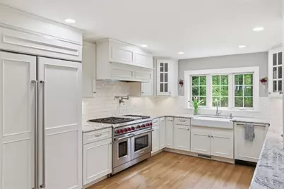 46 Hayden Lane, Bedford, MA 01730 - Photo 6