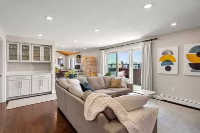 32 Farragut Ave #3, Somerville, MA 02144 - Photo 4