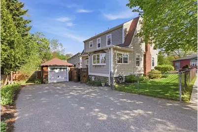 181 Franklin St, Stoneham, MA 02180 - Photo 4