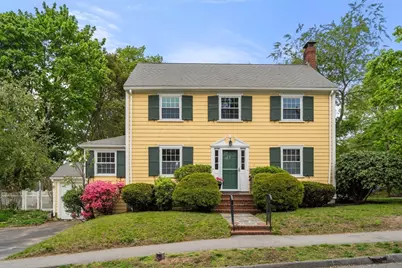 10 Magnolia Rd, Milton, MA 02186 - Photo 2