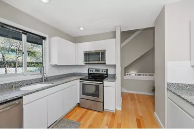 1175 Chestnut Street #12, Newton, MA 02464 - Photo 18