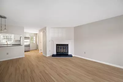 728 Auburn St #D4, Whitman, MA 02382 - Photo 10
