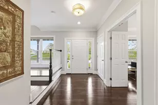 39 Summit Pointe Dr, Holliston, MA 01746 - Photo 4