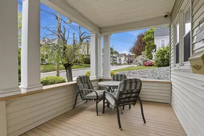 17 Winthrop St, Marlborough, MA 01752 - Photo 4