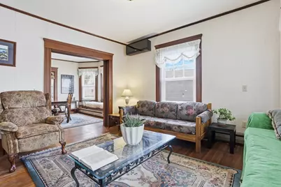 17 Winthrop St, Marlborough, MA 01752 - Photo 10