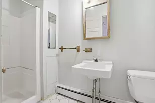 17 Winthrop St, Marlborough, MA 01752 - Photo 18