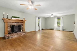7 Byfield Rd, Groveland, MA 01834 - Photo 4