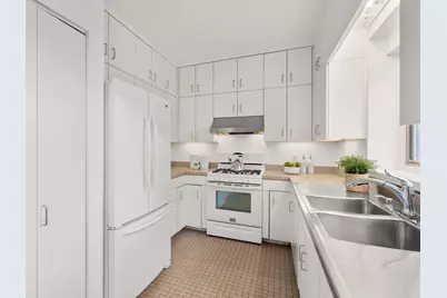99-101 Larch Rd #99, Cambridge, MA 02138 - Photo 12