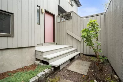 99-101 Larch Rd #99, Cambridge, MA 02138 - Photo 36