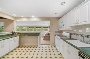 28 Audubon Rd, Reading, MA 01867 - Photo 18