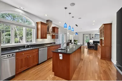 102 Argilla Rd, Andover, MA 01810 - Photo 10