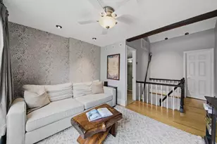 2 Lyndeboro Pl, Boston, MA 02116 - Photo 22