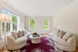 8 Victoria Cir, Shrewsbury, MA 01545 - Photo 10