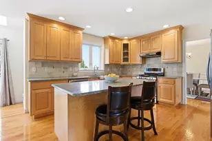 8 Victoria Cir, Shrewsbury, MA 01545 - Photo 14