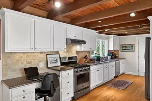 20 Pine St, Sandwich, MA 02563 - Photo 10