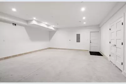 956 Walnut Street #6, Newton, MA 02461 - Photo 32