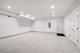 956 Walnut St, Newton, MA 02461 - Photo 14