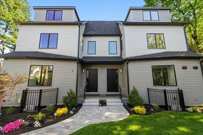 956 Walnut Street #6, Newton, MA 02461 - Photo 1