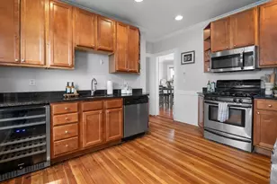 22 Buttonwood St, Boston, MA 02125 - Photo 8