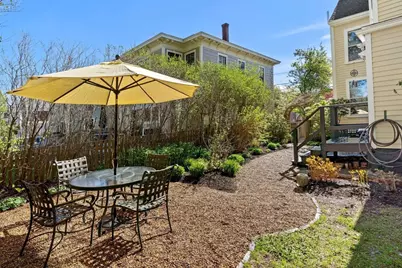 86 Federal St, Newburyport, MA 01950 - Photo 2